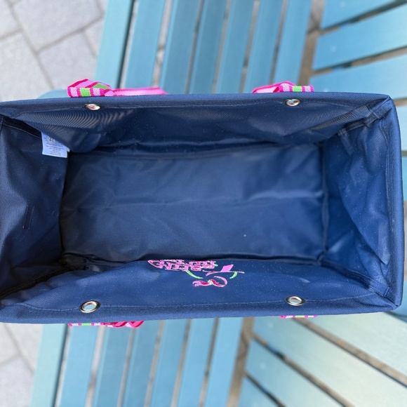 Girls On The Run Navy Medium Utility Tote: Thirty-One - Picture 6 of 9